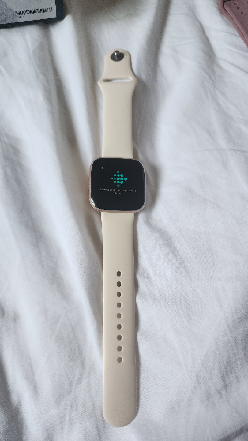 Fitbit Versa 2 Smartwatch with Extra Bands - photo 2