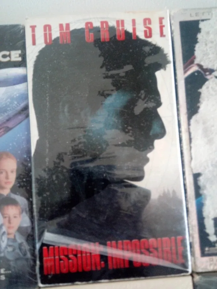 VHS Tapes: Star Wars, Mission Impossible, Top Gun, Forrest Gump image indicator(6)