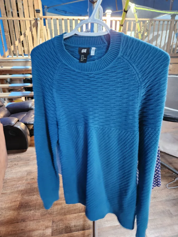 H&M Blue Knit Sweater thumbnail