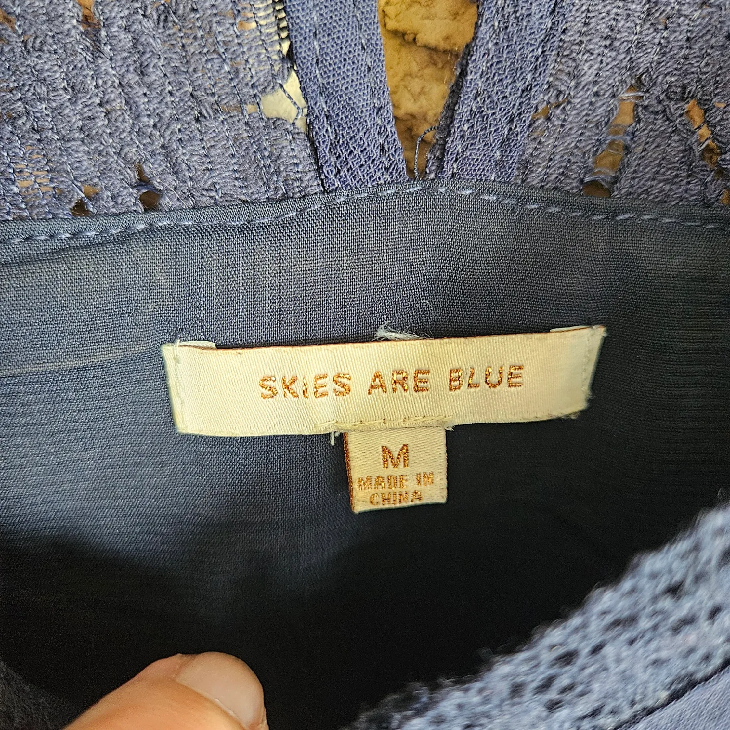 Skies Are Blue  V-Neck Lacey  Shift Dress Navy Blue Size M image indicator(3)