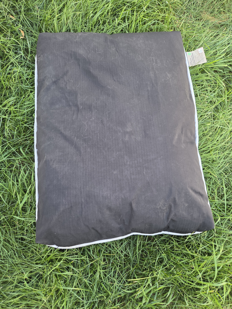2 Dog Beds - Grey & Black - photo 4