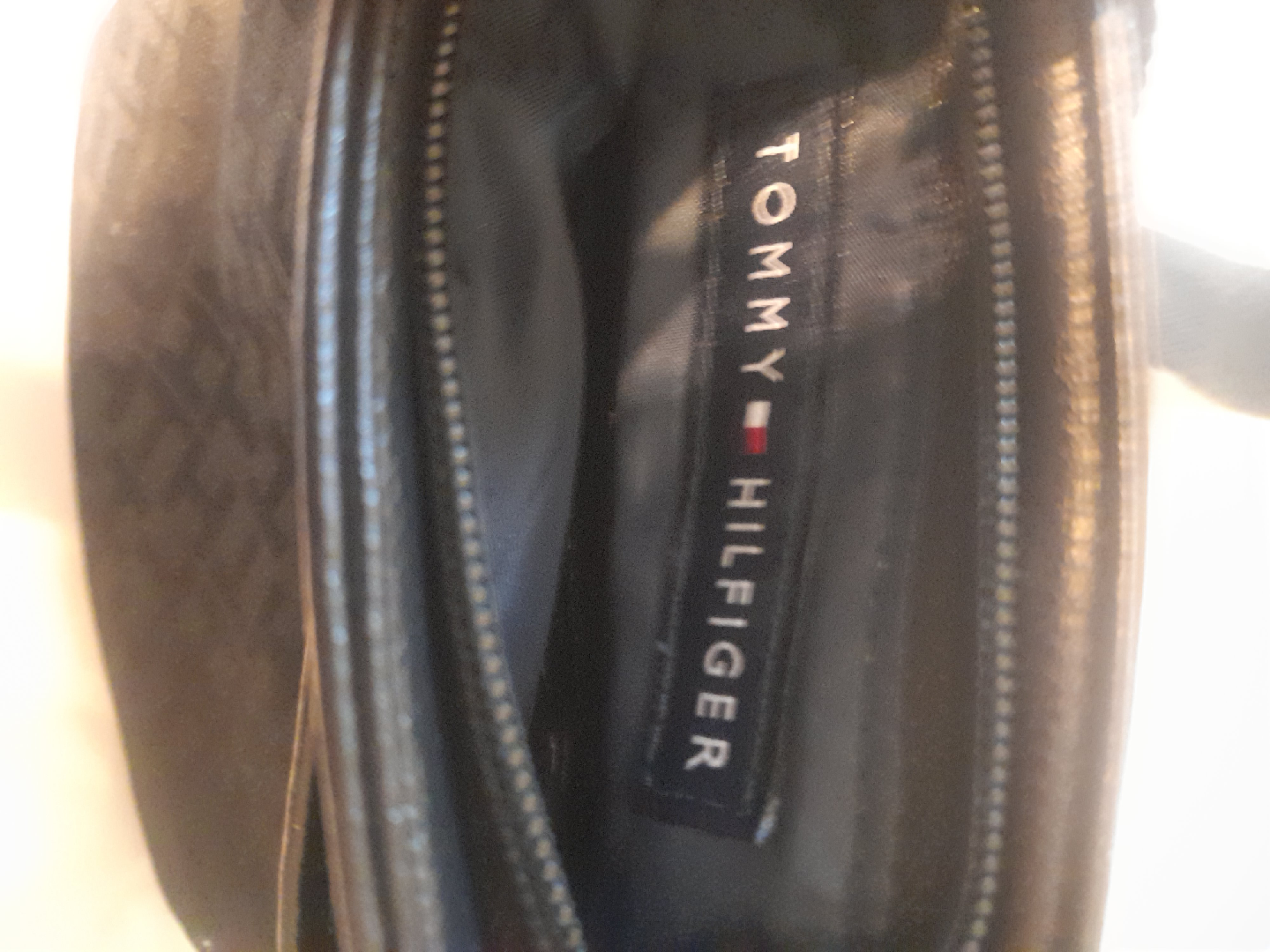 Tommy Hilfiger Black Crossbody Bag - photo 5