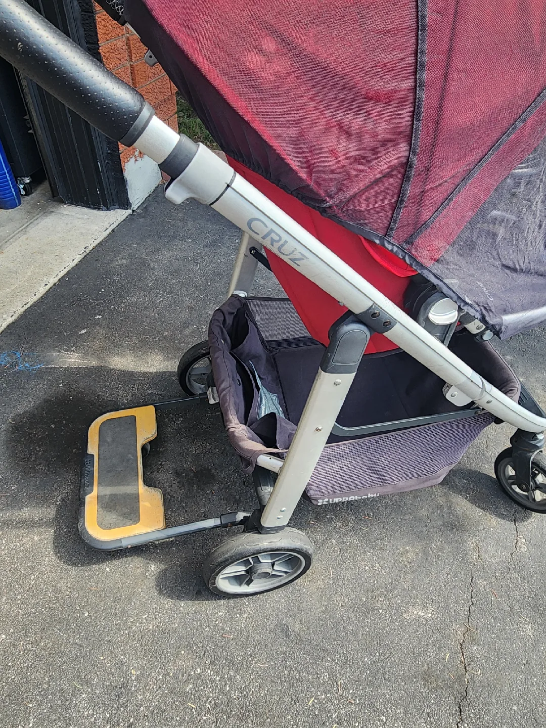 Fully loaded UPPAbaby Cruz Stroller with Accessories image indicator(8)