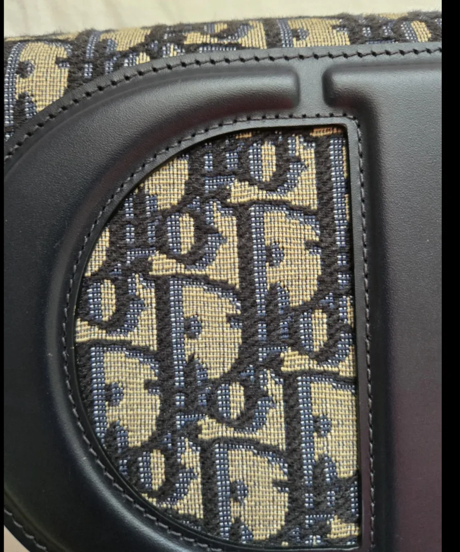 Dior Bobby East-West Bag Blue Dior Oblique Embroidery image indicator(7)