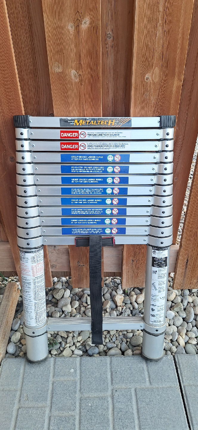 Metaltech Telescopic Ladder - Portable Grade 1 - photo 2