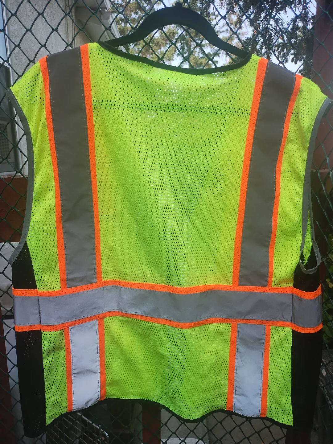 Safety Vest - Neon & reflective - Size S/M image indicator(2)