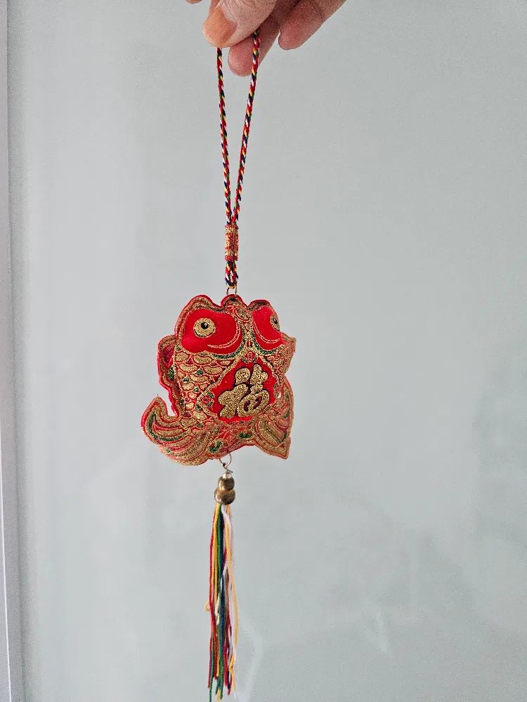Red & Gold Fish Tassel Ornament image indicator(3)