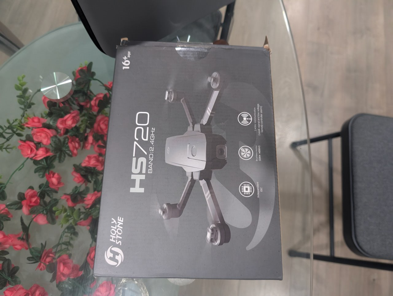 Holy Stone HS720 Drone with Box