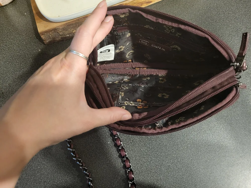 Lug Crossbody Coupe XL image indicator(6)