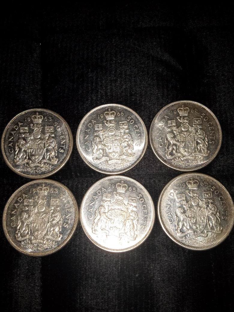 Vintage Canadian 50 Cent Coins - photo 3