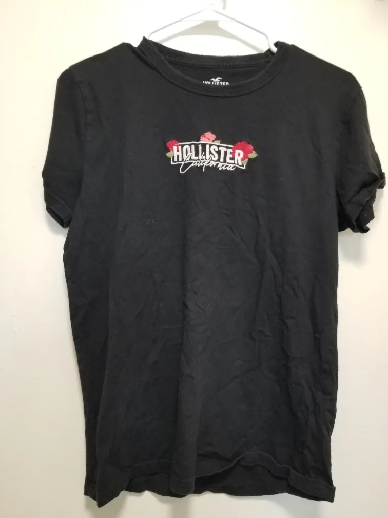 Hollister Black Floral T-Shirt thumbnail