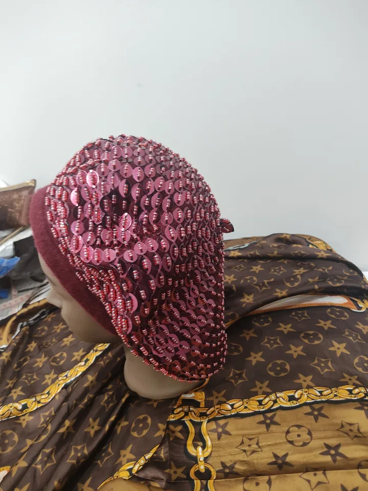 Burgady Sequin Beret Hat image indicator(8)