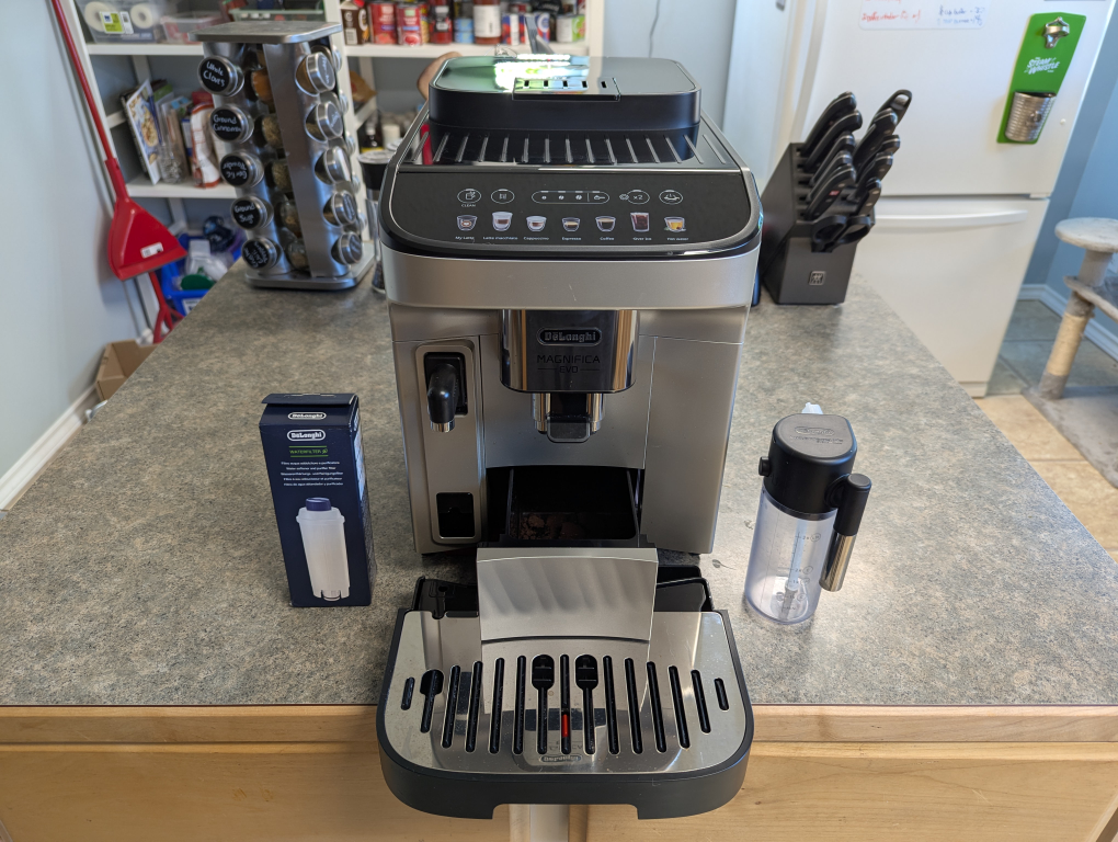 DeLonghi Magnifica EVO Fully Automatic Espresso Maker