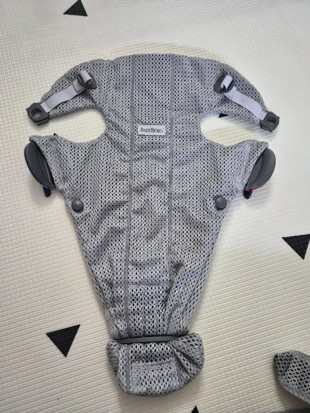 BabyBjorn Baby Carrier Mini - Grey Mesh