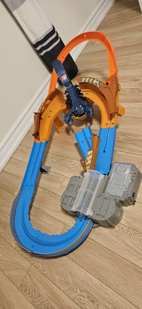 Hot Wheels Scorpion Track