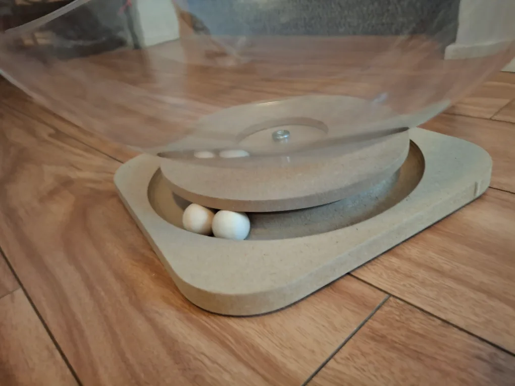 space capsule cat bed with track ball 🥕 thumbnail