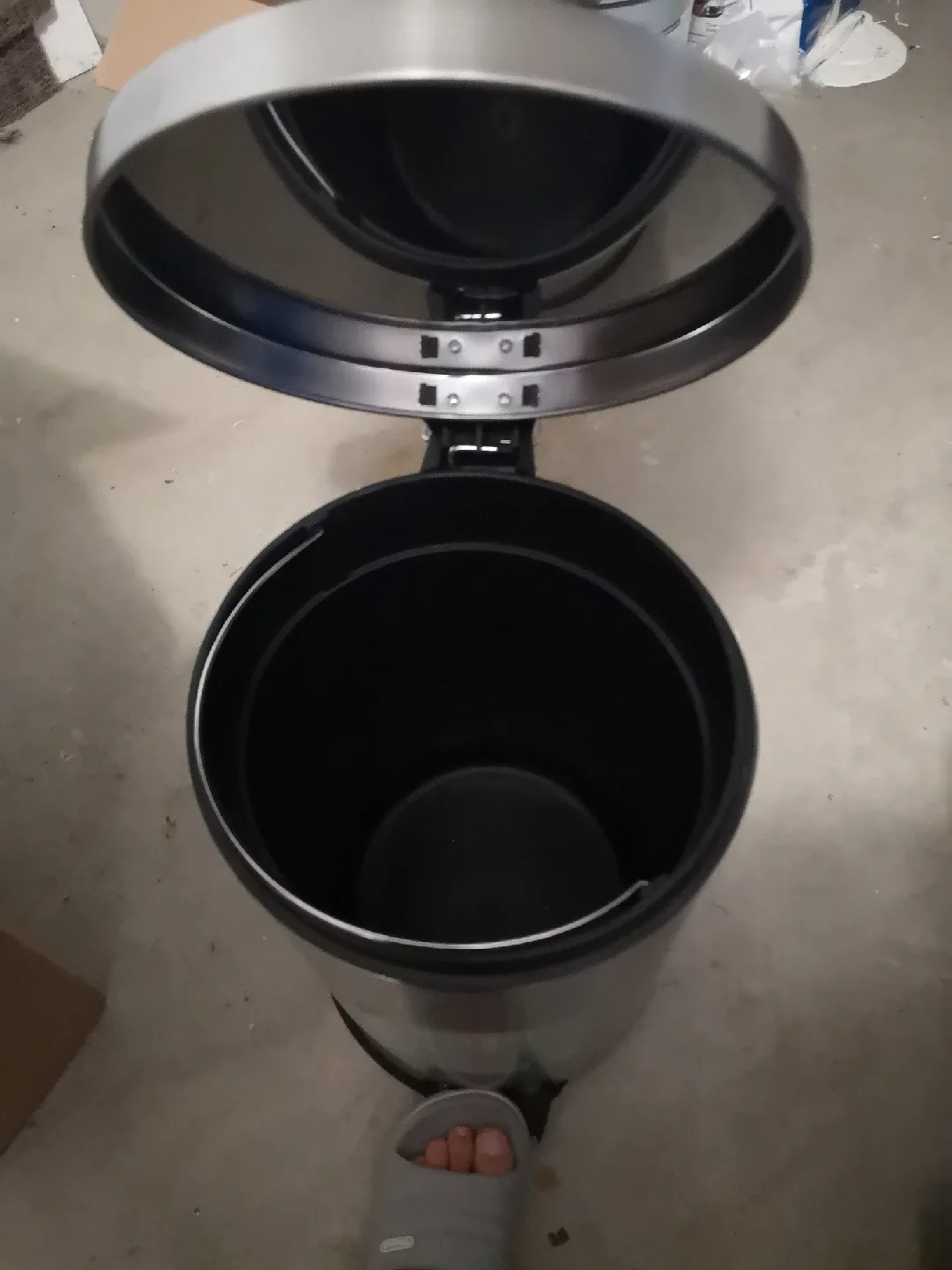 Type A 20 L Stainless Steel Waste Bin image indicator(4)