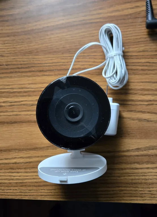 Alarm.com 1080p Indoor Wi-Fi Video Camera ADC-V522IR thumbnail