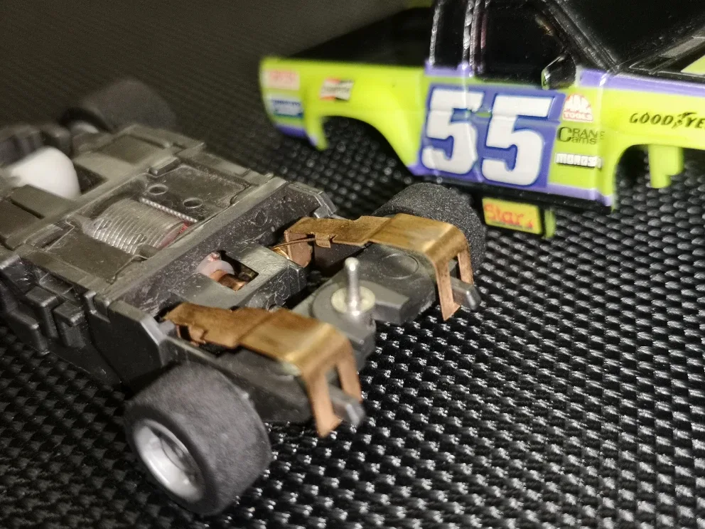 TYCO RC Nissan Magnum 440-X2 Narrow Body Slot Car image indicator(4)