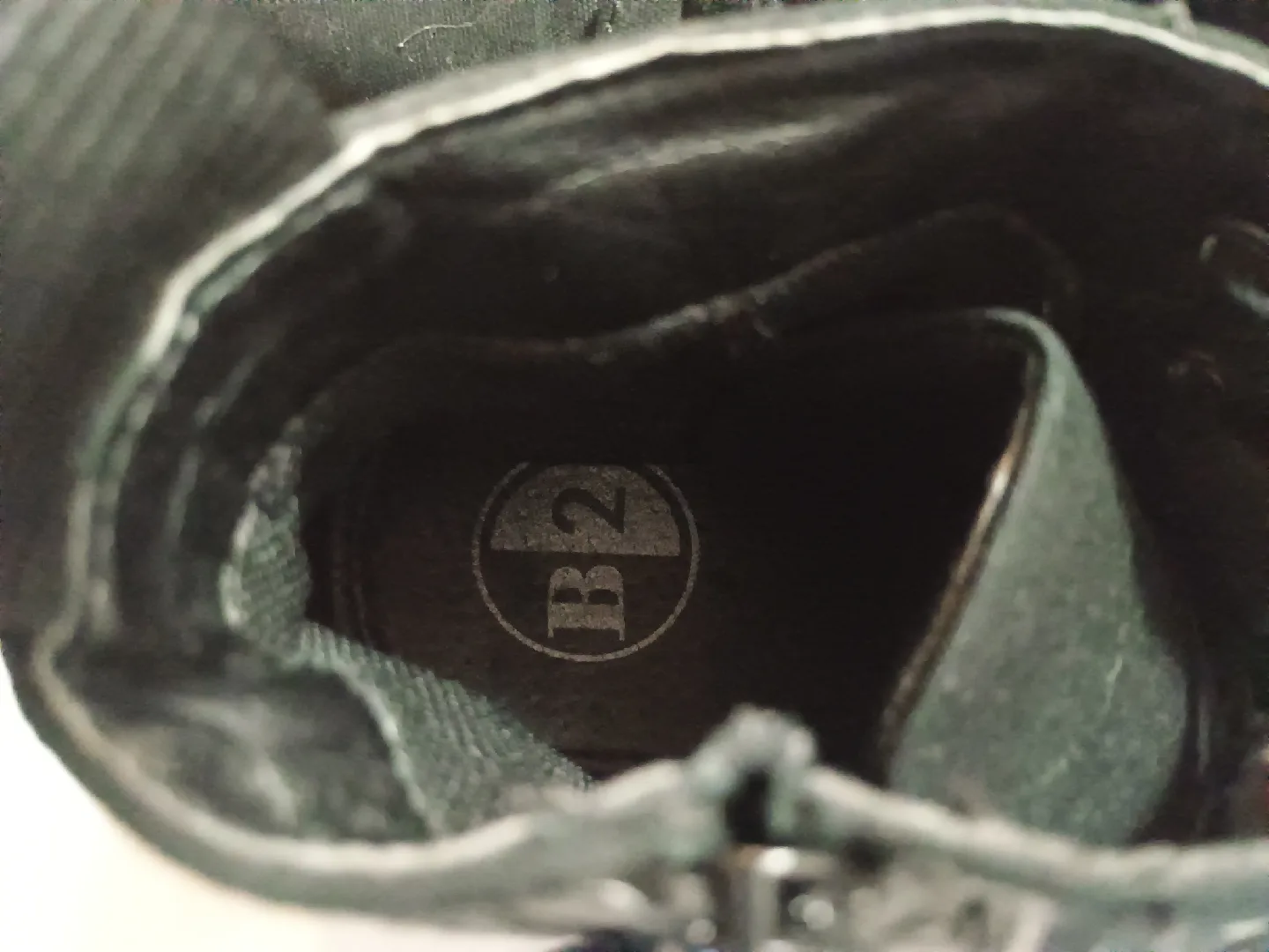 Men's B2 Black High-Top Sneakers - Size 9 image indicator(4)