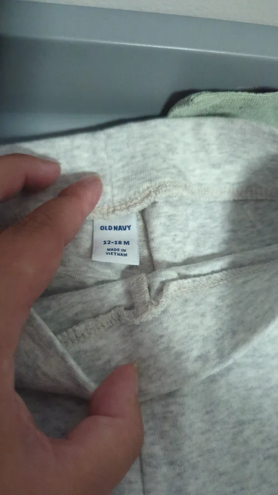 Baby Clothes Bundle - H&M, Old Navy - Size 12-18M image indicator(4)