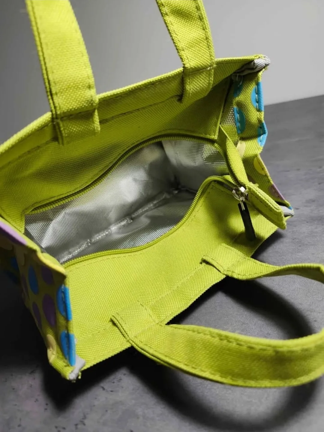 Small Lock & Lock Insulated Lunch Bag image indicator(7)