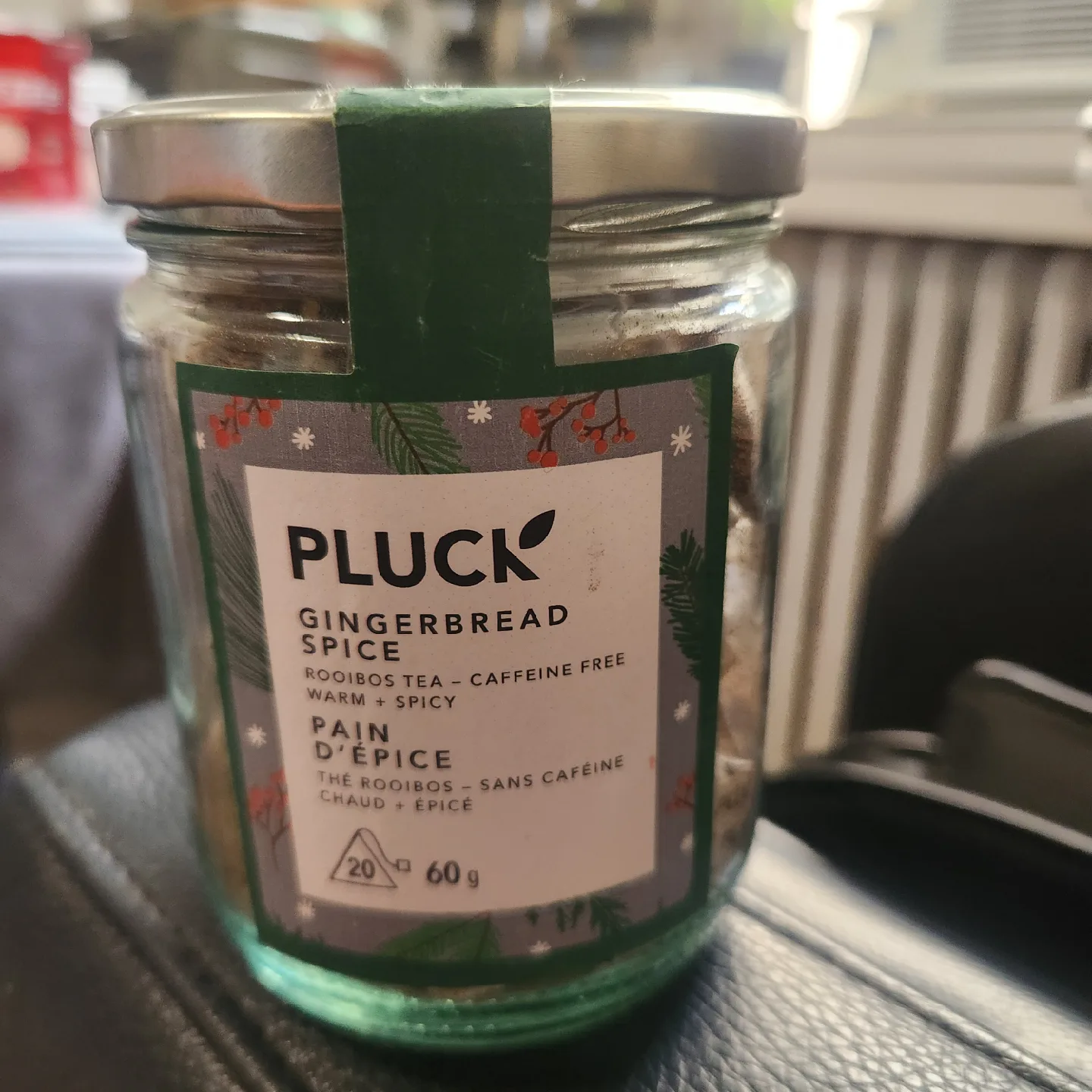 Pluck Gingerbread Spice Rooibos Tea thumbnail