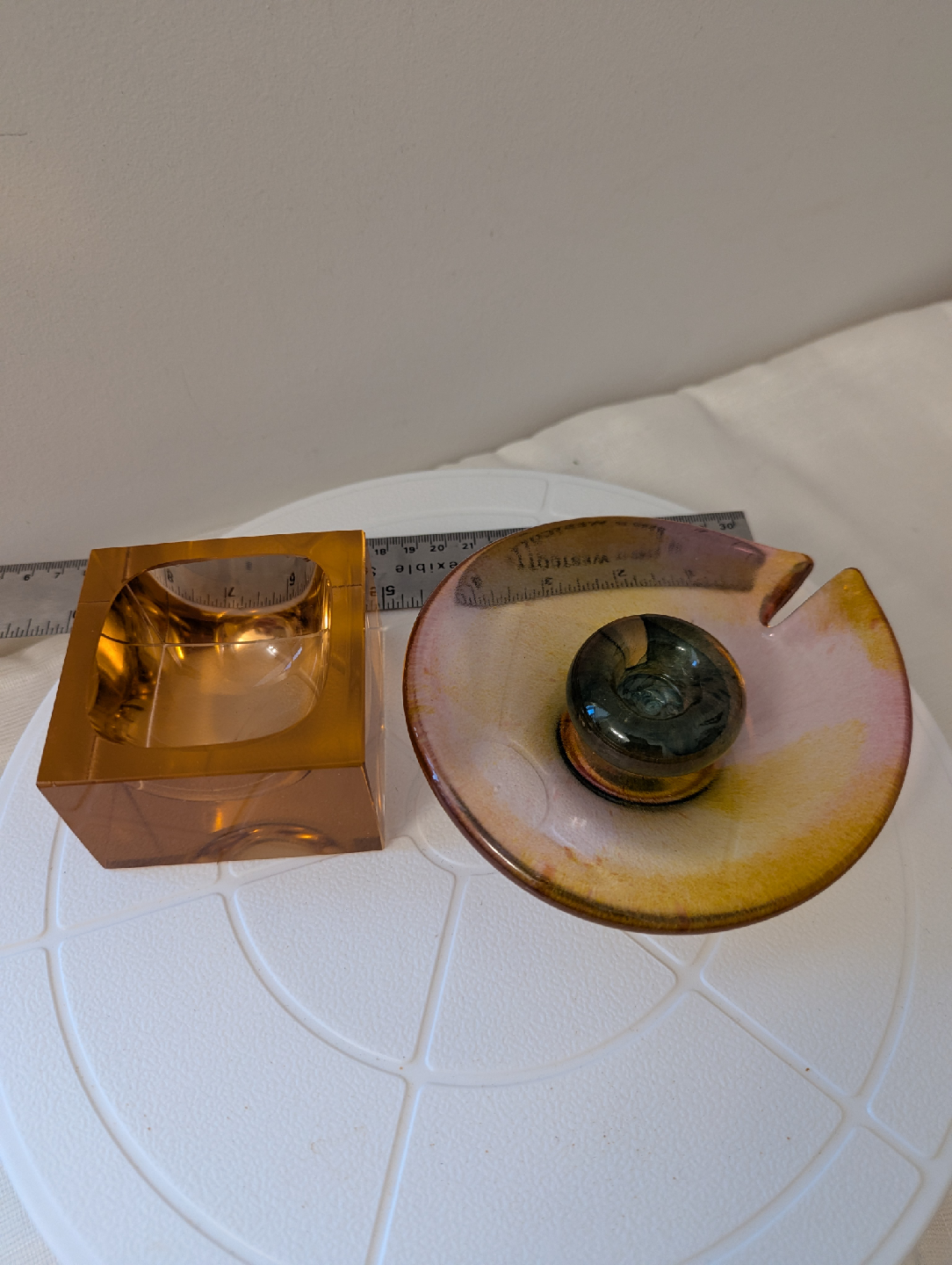 Vintage Glass Lily Pad Dish & Pinkish Cube Dish - photo 5