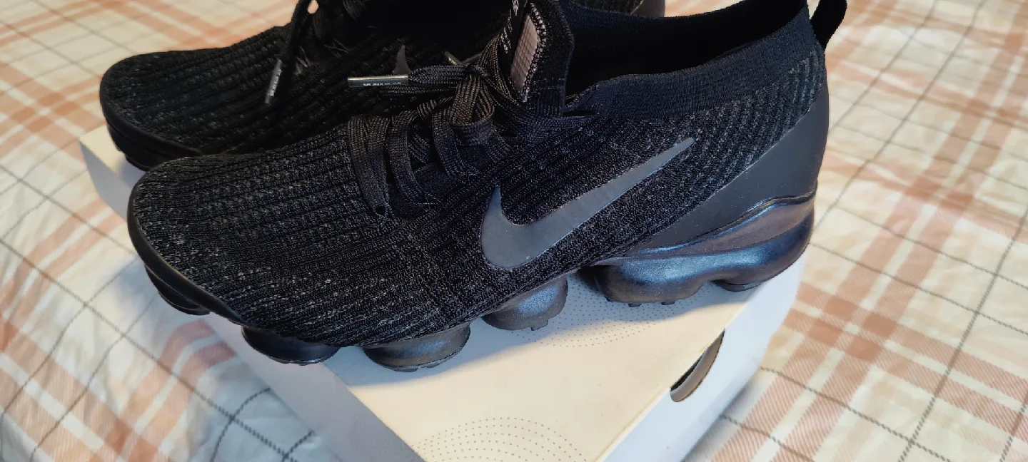 Nike Air Vapormax Flyknit 3 Black thumbnail