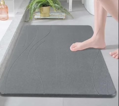 Grey Memory Foam Bath Mat - 23.7" x 15.4" image indicator(2)