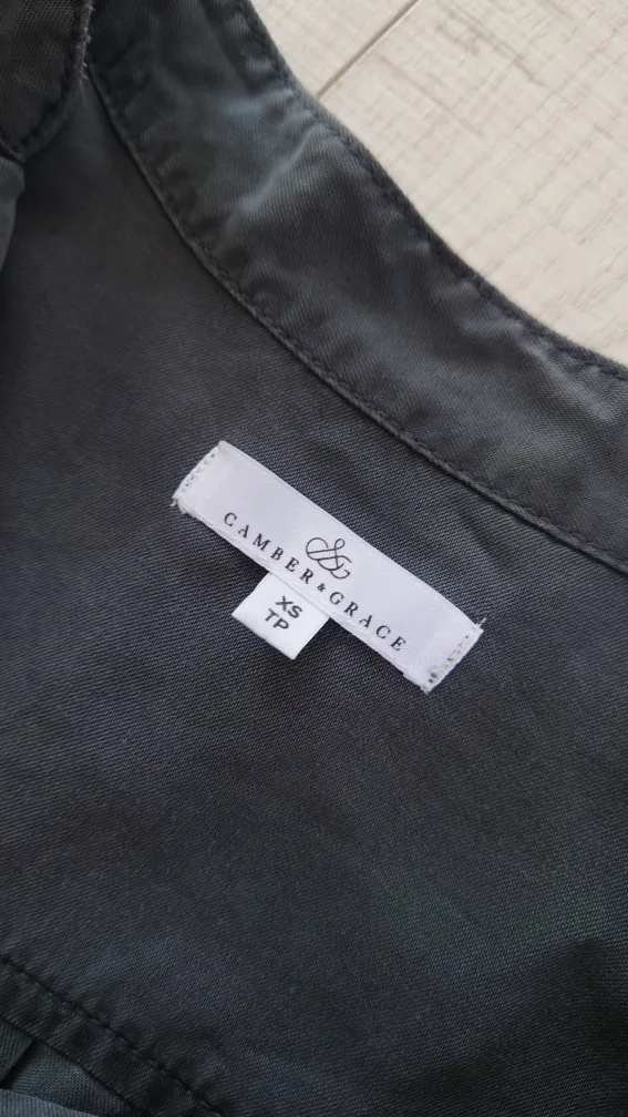 Camber & Grace XS Dress image indicator(2)