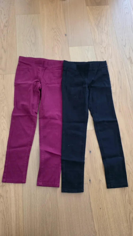 George Size 8 Black & Burgundy Pants thumbnail