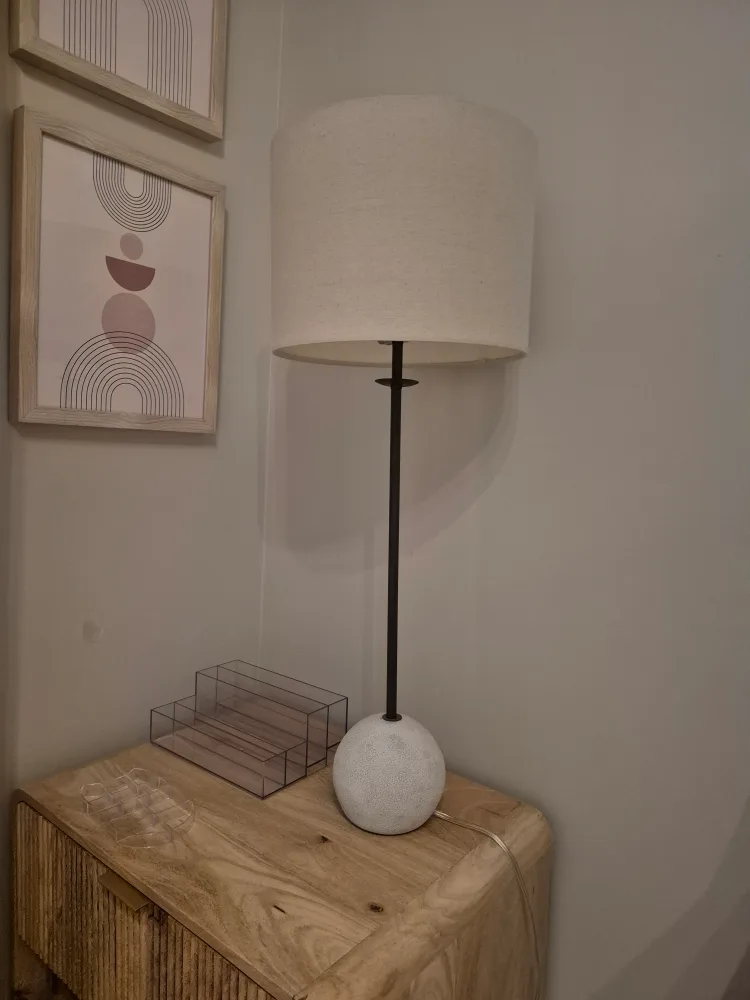 Modern White Shade Floor Lamp image indicator(2)