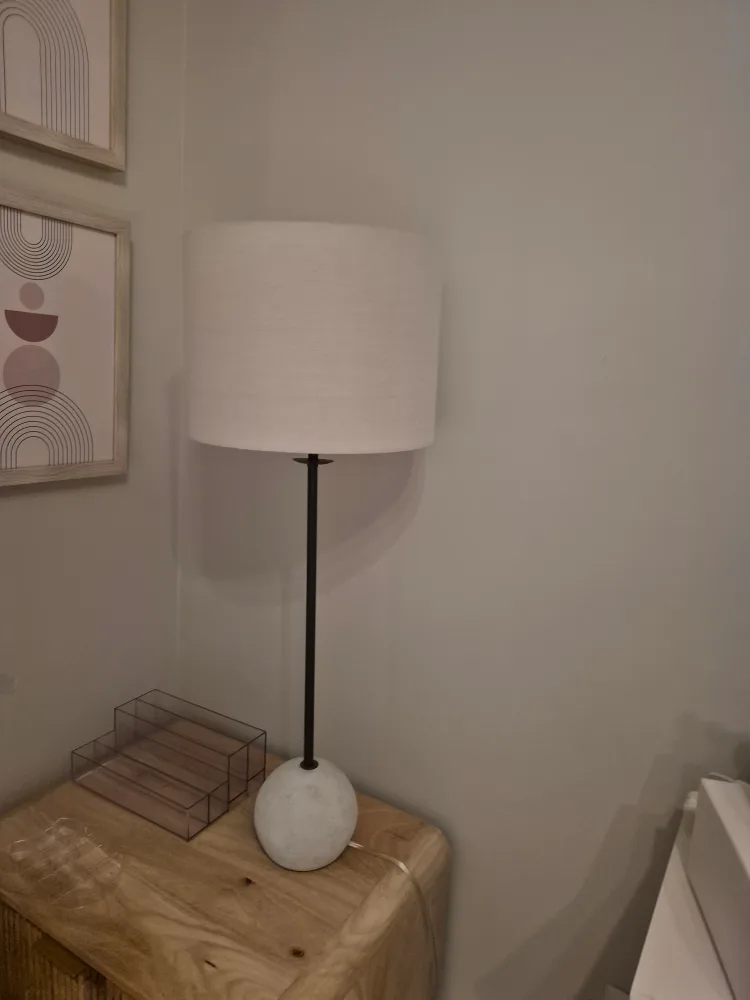 Modern White Shade Floor Lamp image indicator(3)