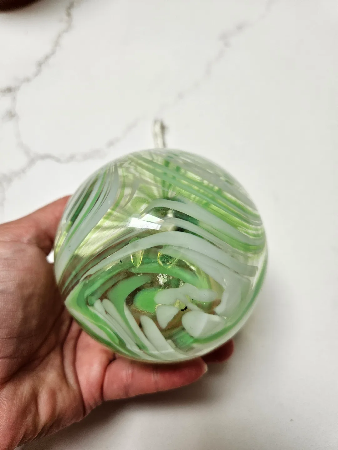 Green Swirl Glass Oil Lamp Diffuser image indicator(4)