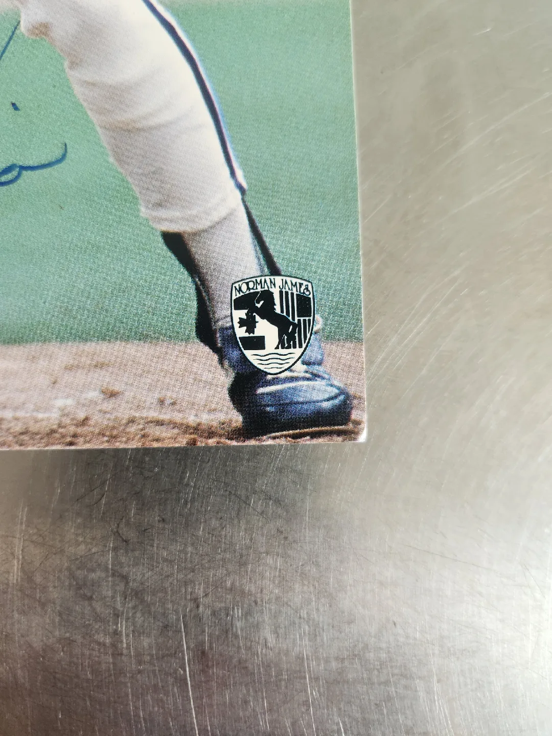 Mookie Wilson Autographed Picture image indicator(3)