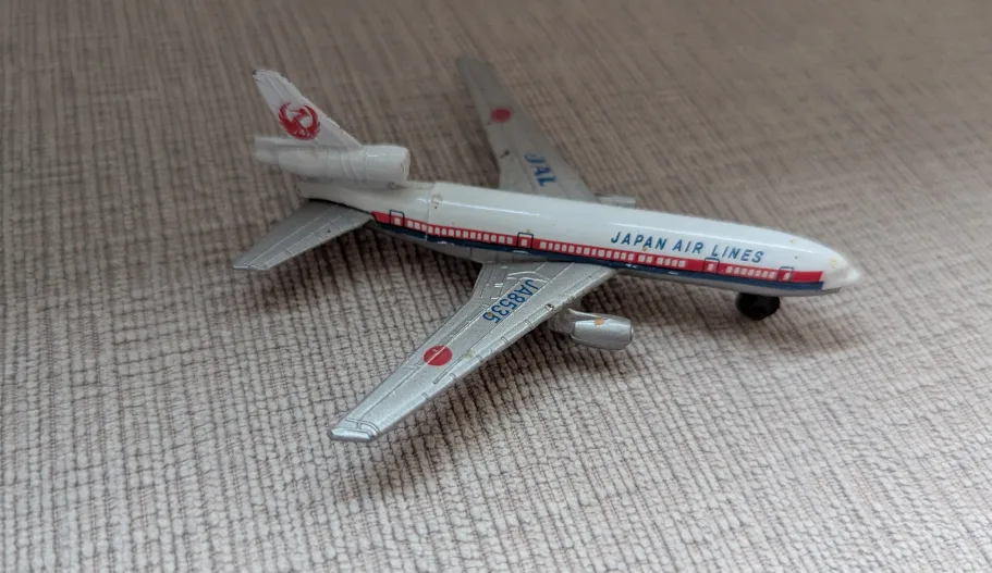 Japan Air Lines Diecast Airplane Model thumbnail