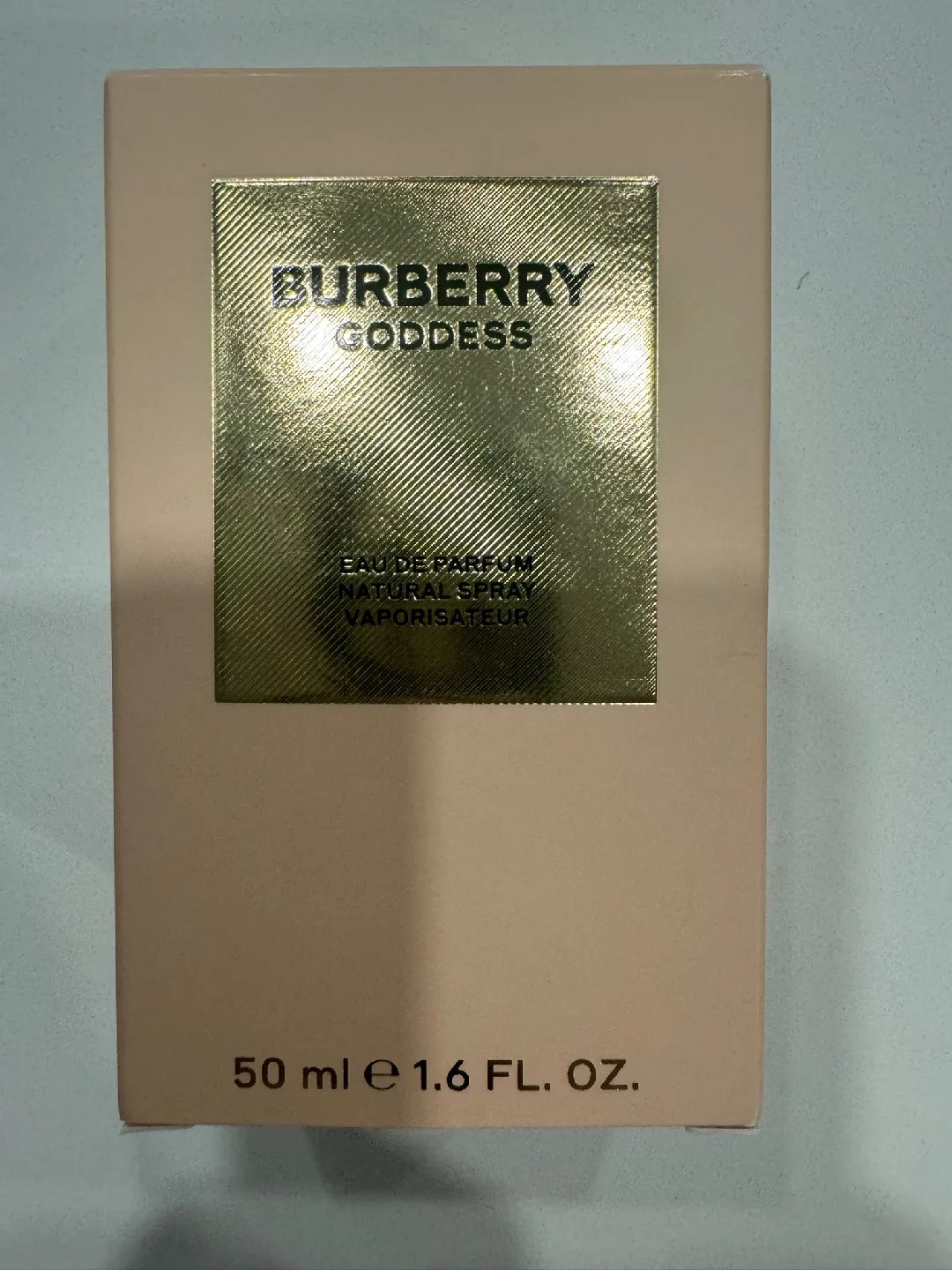 New Ariana Grande, Burberry, Hermès, YSL Perfume image indicator(3)