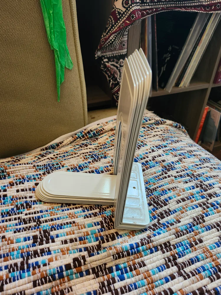 7 White Metal Bookends thumbnail