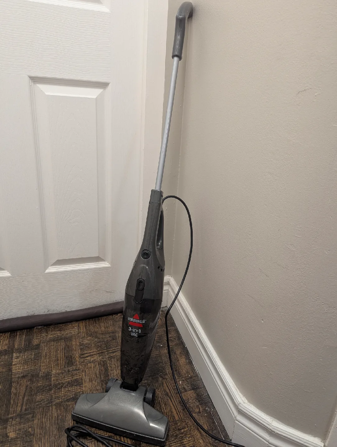 Bissell 3-in-1 Vacuum thumbnail