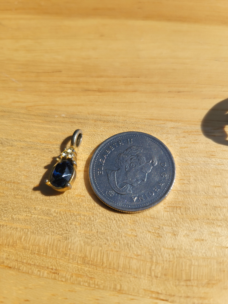 Vintage Gold Tone Blue Stone Pendant - photo 4