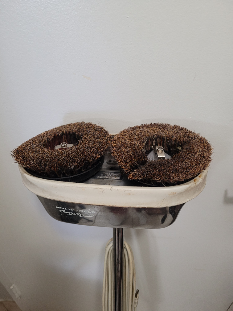 🥕  Vintage GE Electric Floor Polisher - photo 2