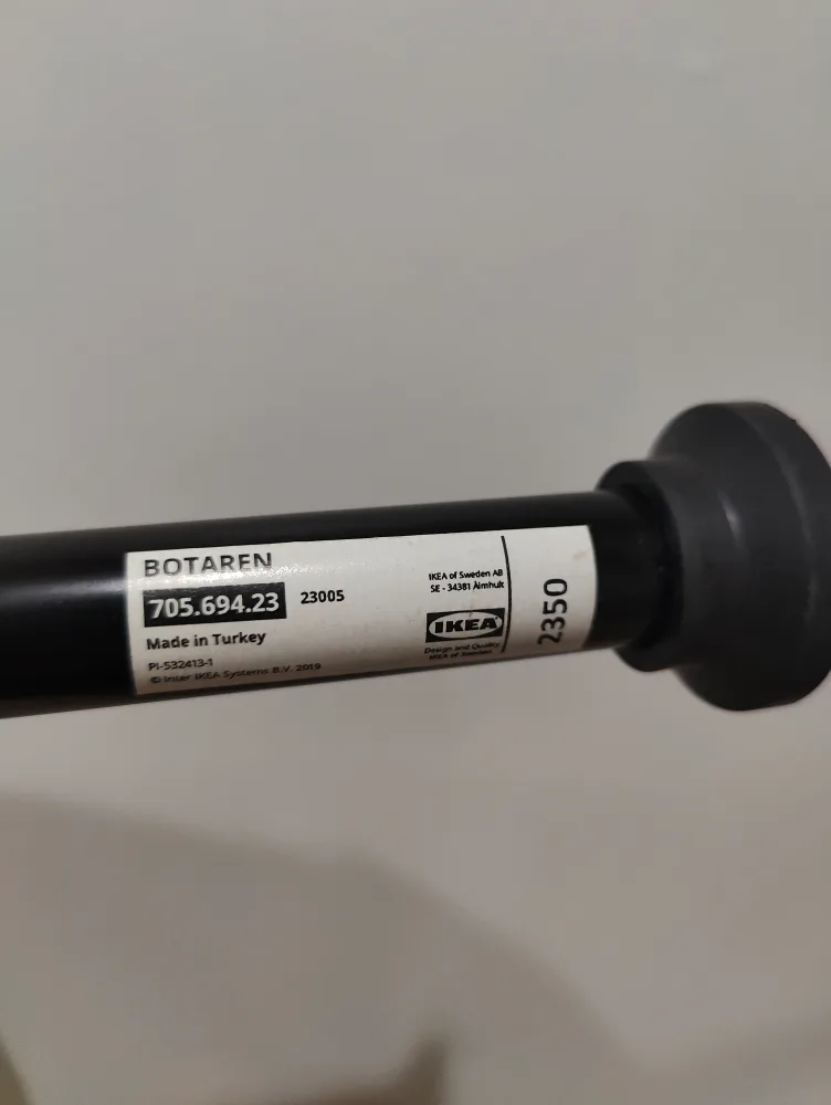 Full length curtains and tension rod image indicator(2)