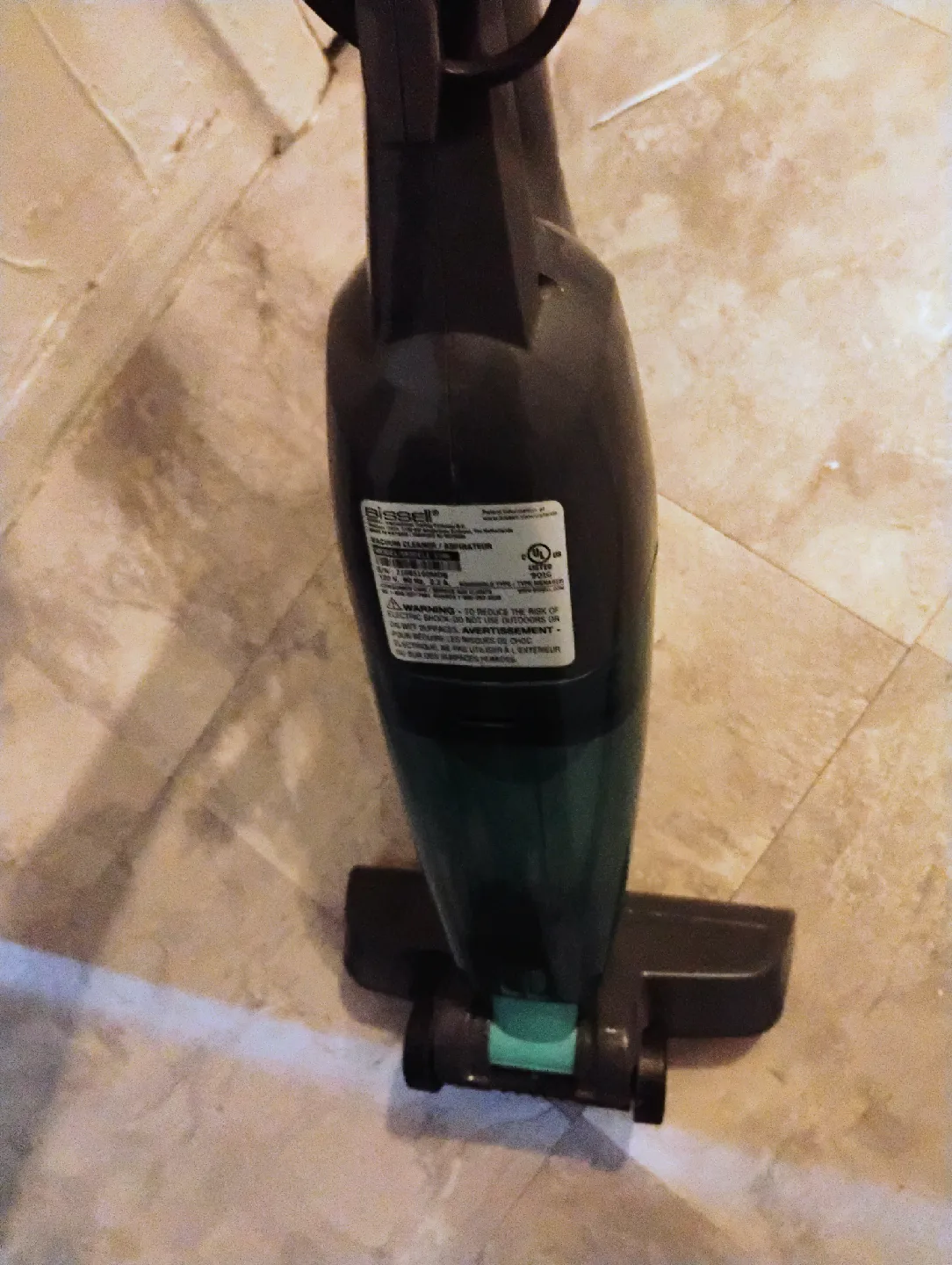 Bissell FeatherWeight Stick Lightweight Bagless Vacuum image indicator(4)