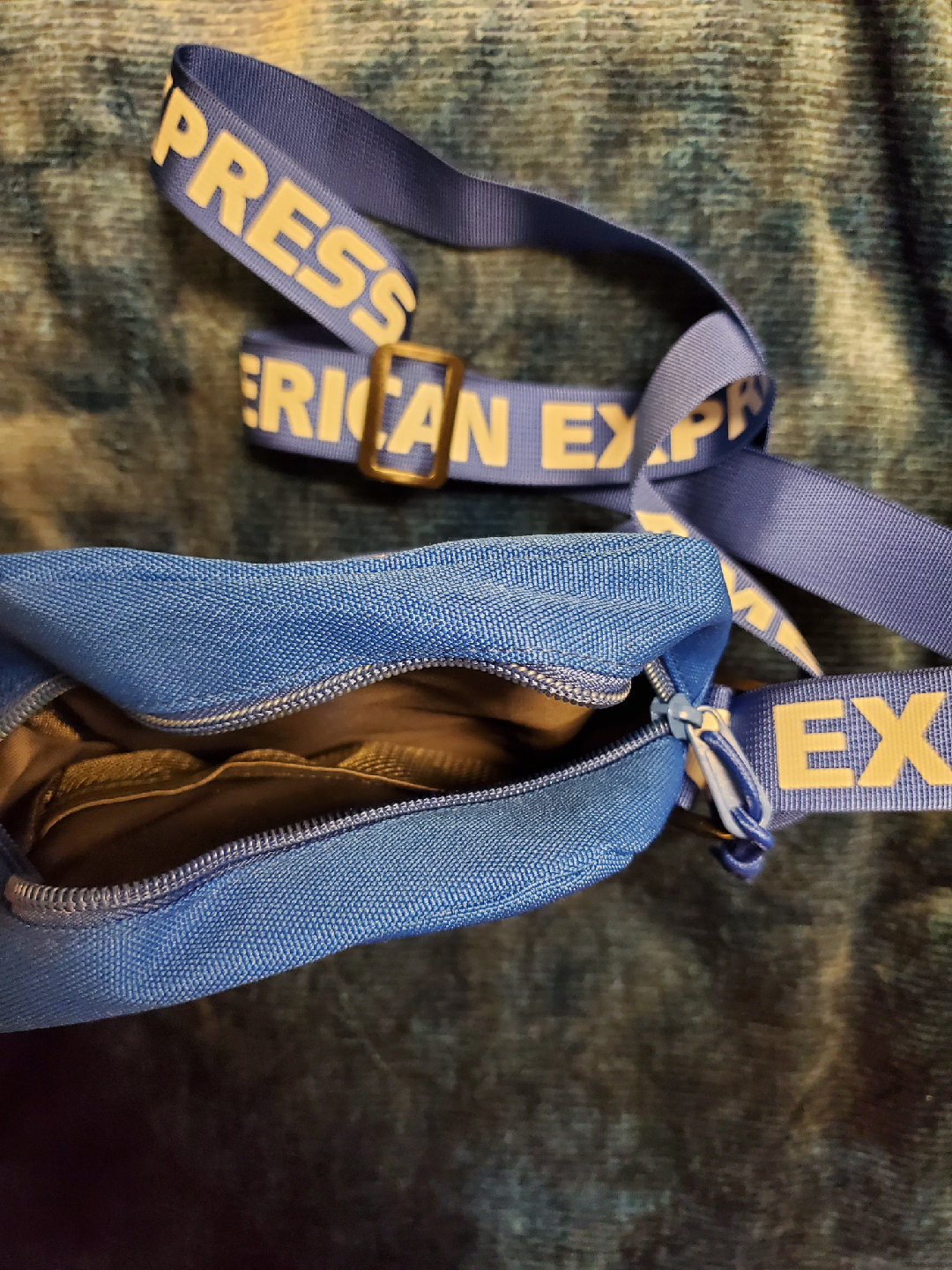 American Express Wimbledon Crossbody Bag 🥕 - photo 2