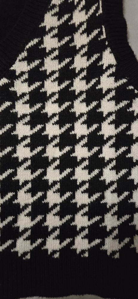 Womens Houndstooth Sweater Vest! - Size L - photo 3