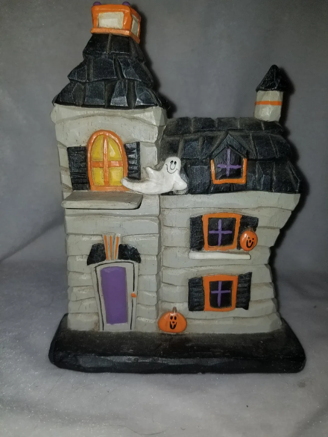 Halloween Haunted House Decoration thumbnail