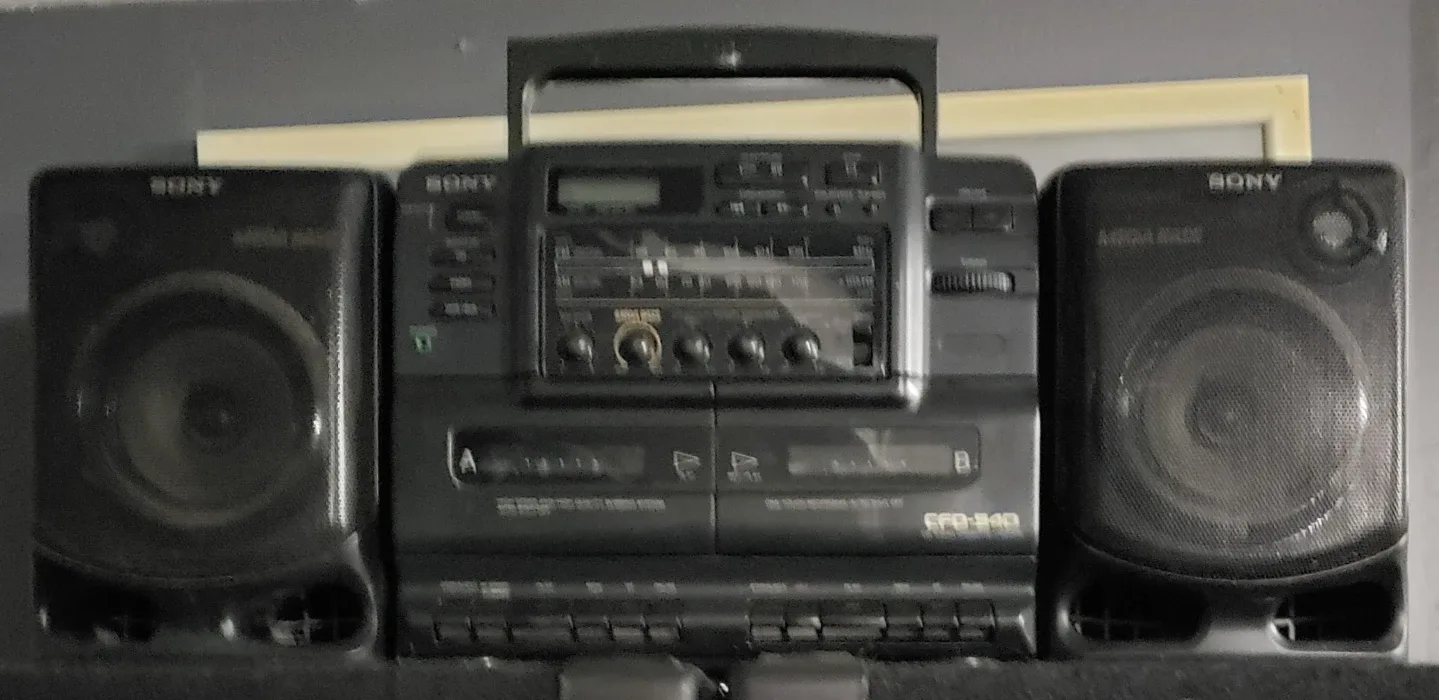 Sony CFD-540 CD/ Radio /Cassette player stereo image indicator(3)