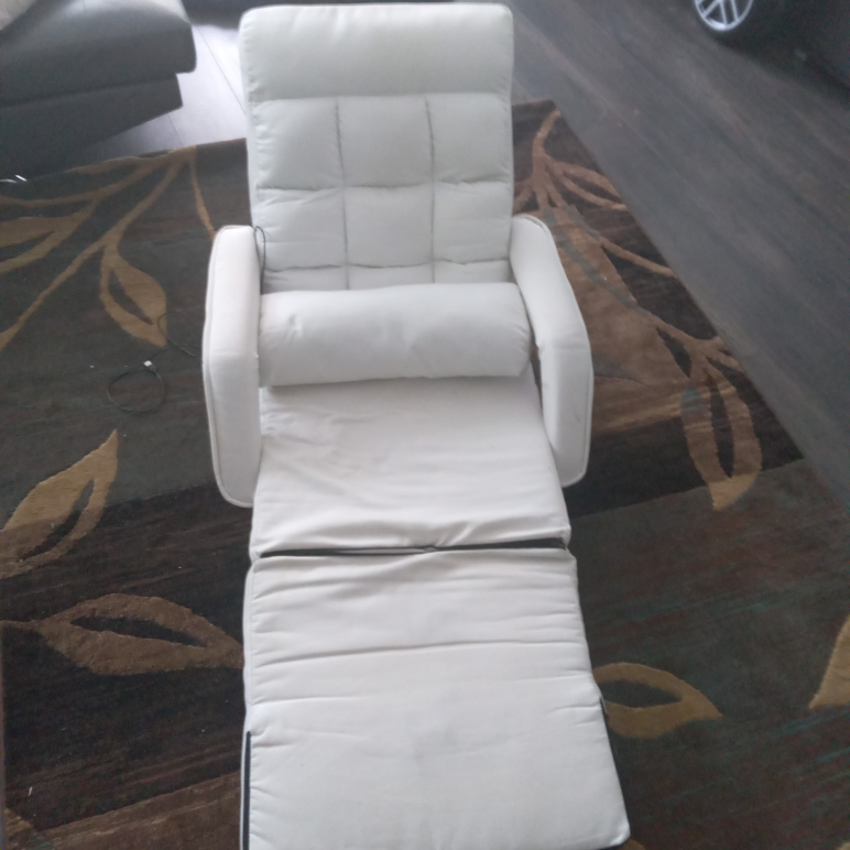 Recliner Chair with massager - photo 4