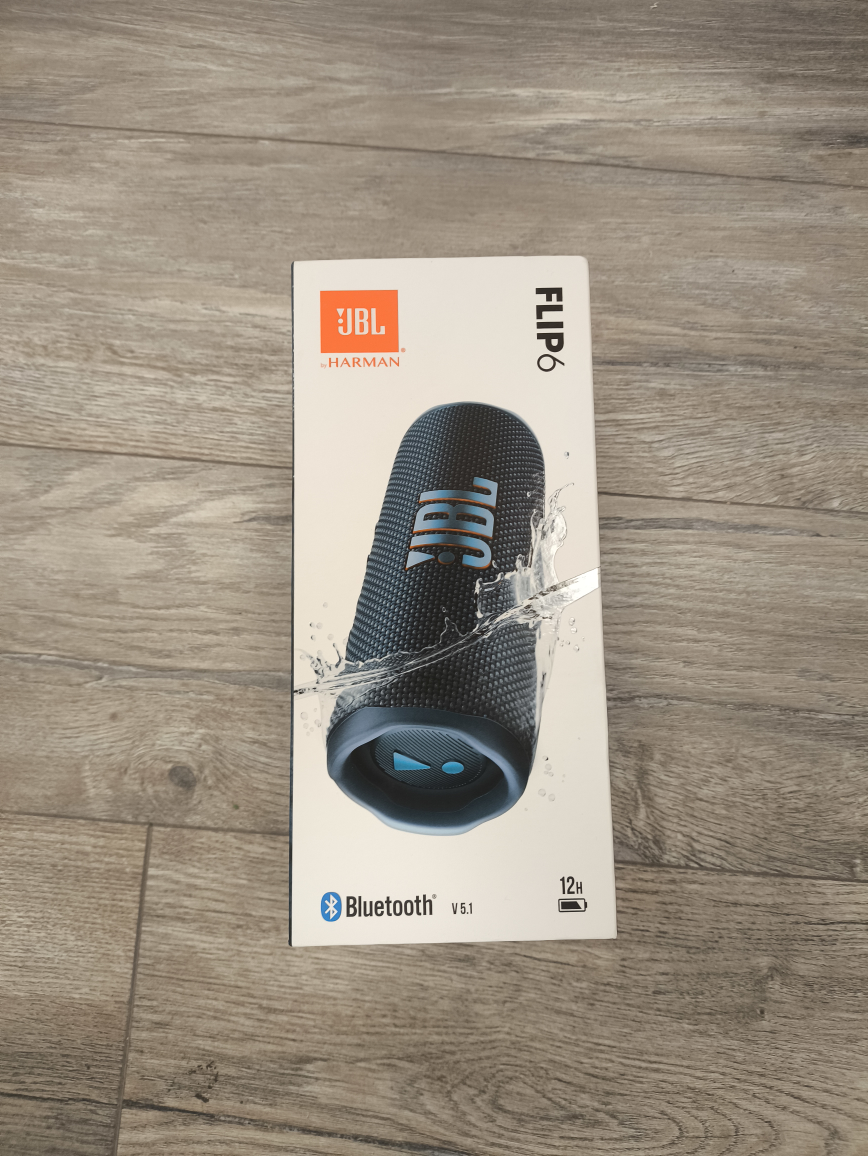 New JBL Flip 6 Bluetooth Speaker